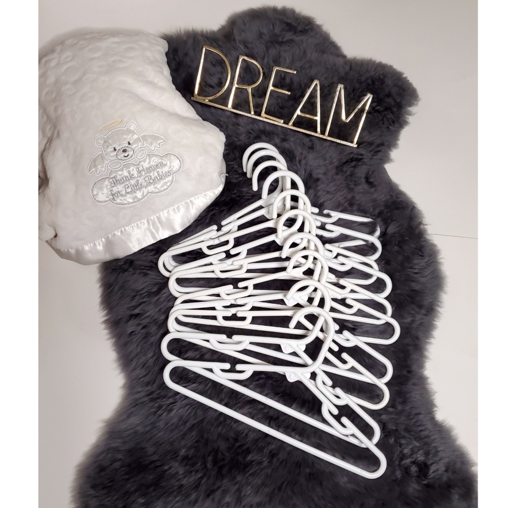 Baby/Toddler Hangers 10per. pk (4pks available)